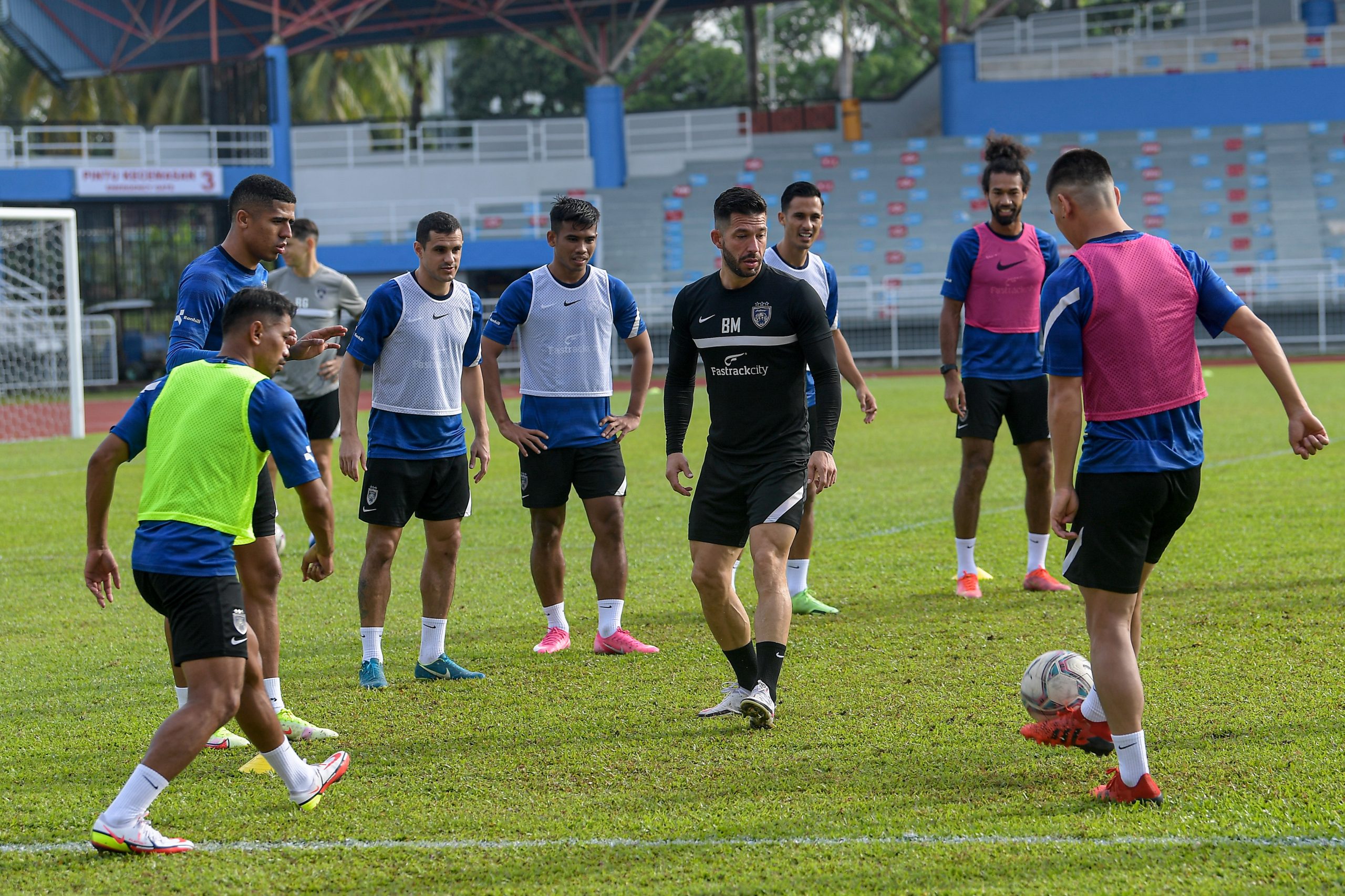 双方赛前10场皆不败  南虎隆市马杯强强争霸