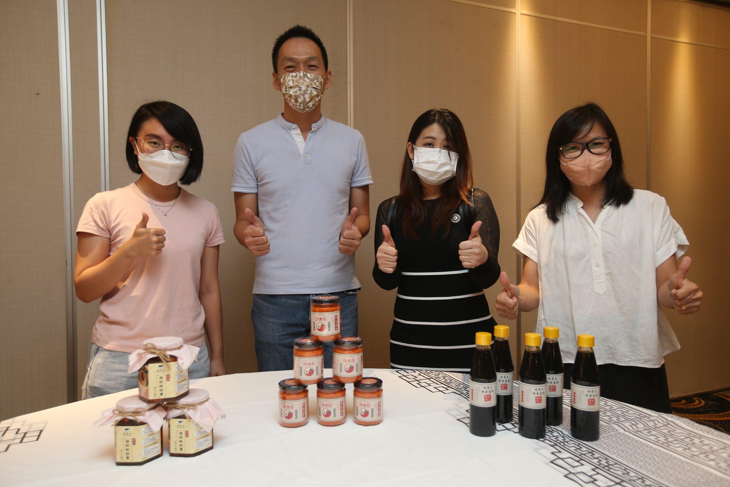 可做版头-大都会 / YB欧阳捍华推荐《新村好品》沙登区三位决赛入选产品记者会 / 6图  