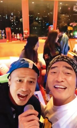 吴宗宪PO影片泄恋情 温岚甜吻男友画面曝光