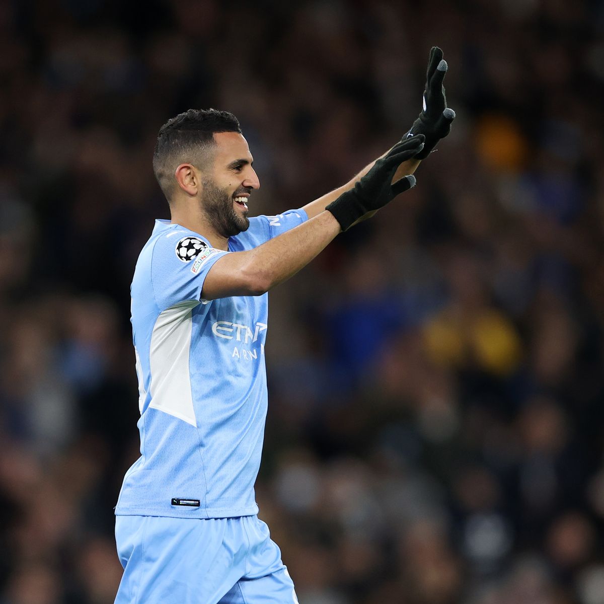 圣杰门放眼双摘月  曼市主场欲雪耻