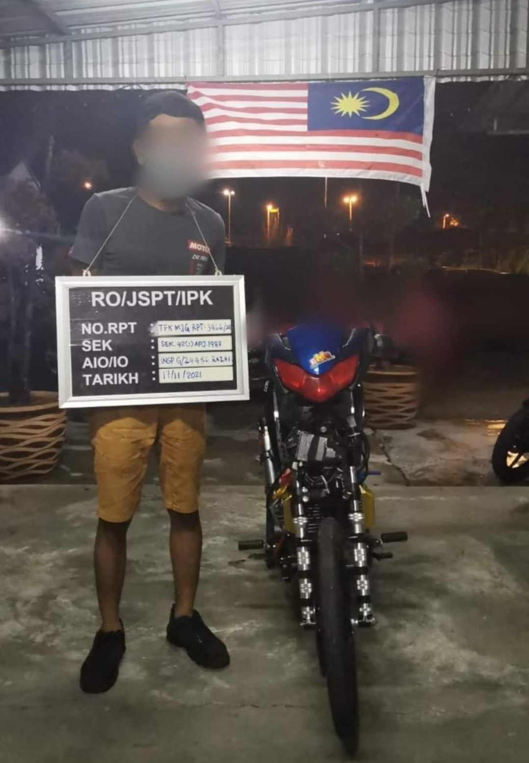 在西海岸大道飙摩托车危险表演  3男被警扣留查办