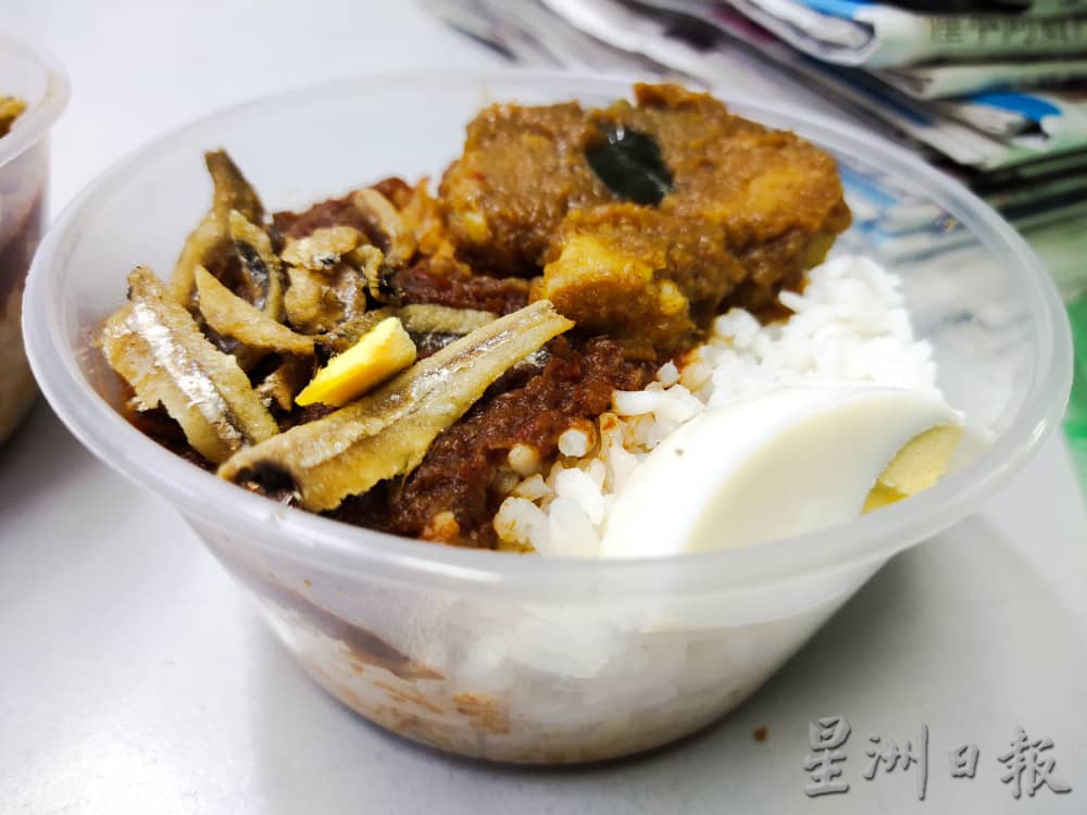 (大北马)百物虽涨价,但部分熟食小贩维持旧价不加重消费群负担