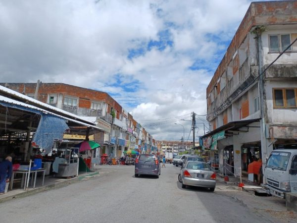 大都会/民众进入任何有在营运的建筑物,请记得扫描MySejahtera