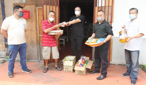 大都会/老翁惨遇恶租客!