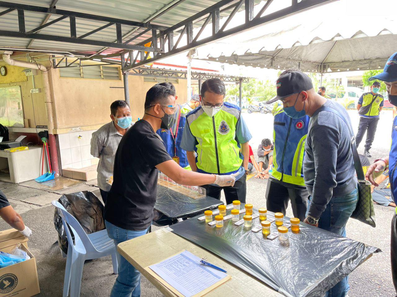 大都会/雪州预防毒品威胁行动,揪出吸毒者和捣破毒窝