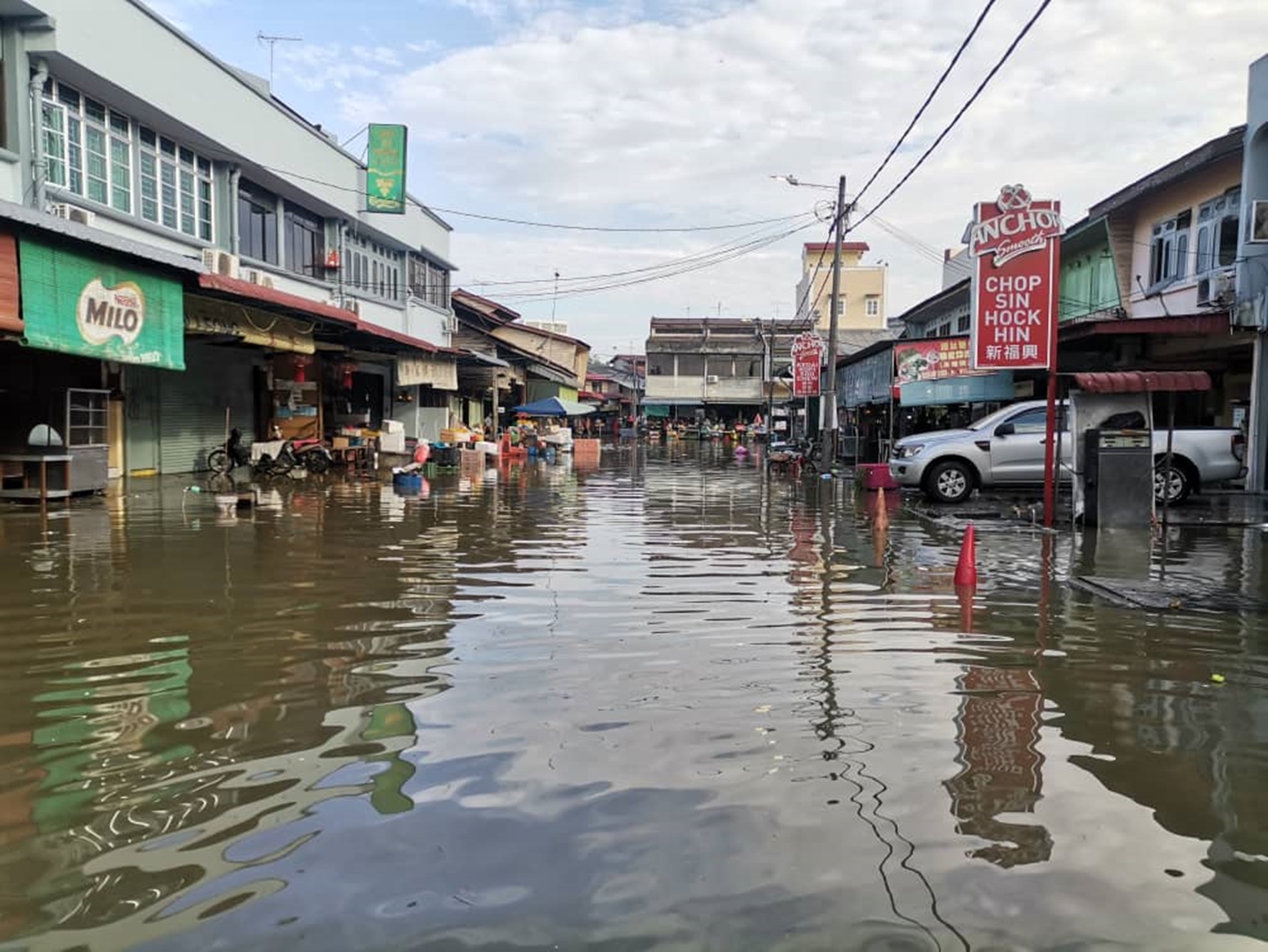 大霹雳时事焦点/十八丁大涨潮没遇豪雨 水势稍弱水位下降