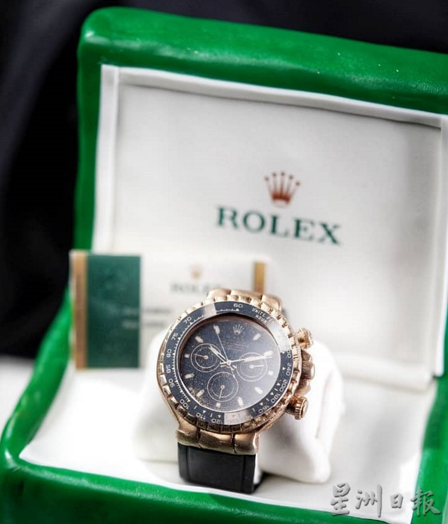 大霹雳时事焦点/奢侈名牌包包手表蛋糕 高仿如真叹为观止