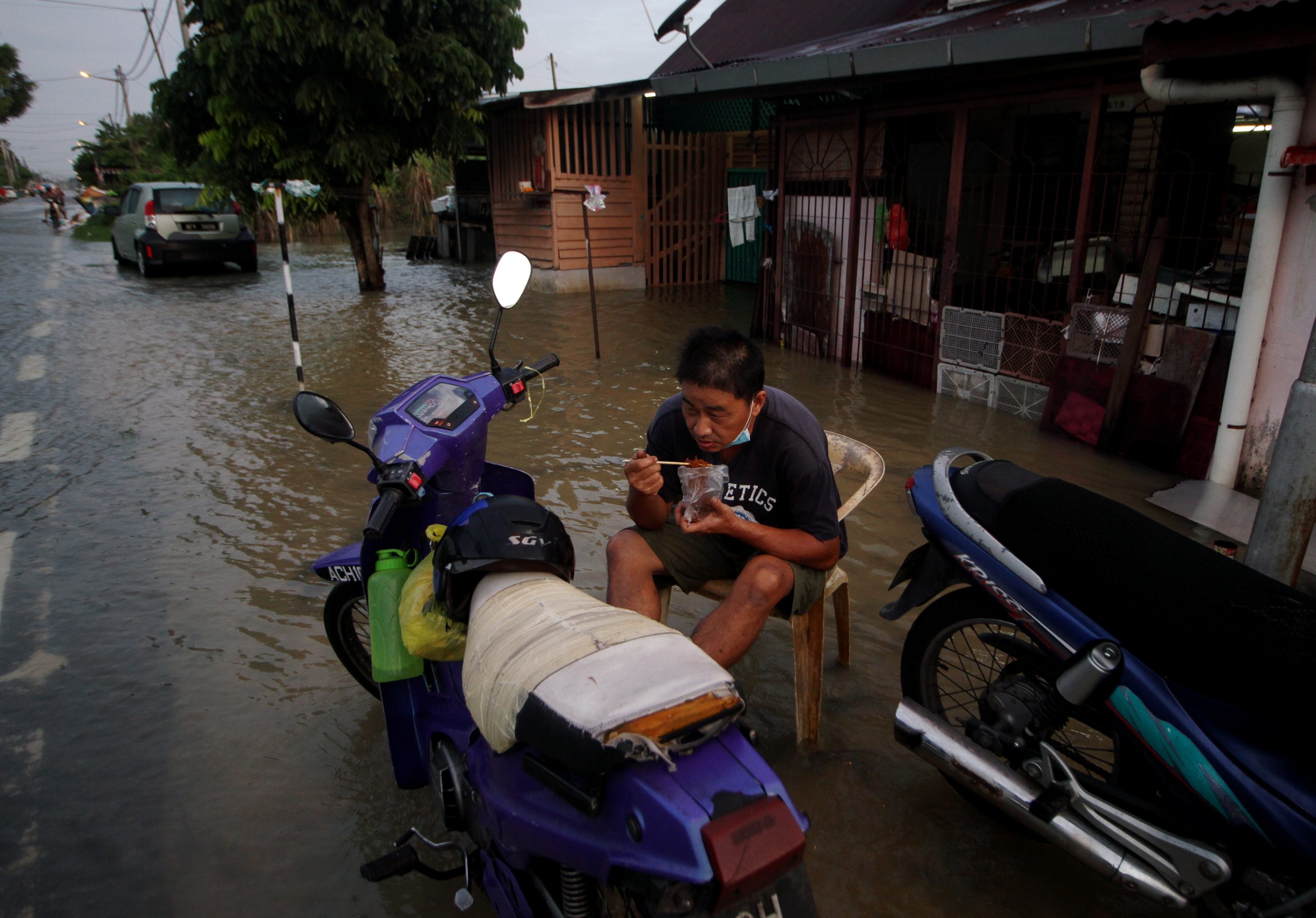 大霹雳时事焦点／安顺和渔村多地水汪汪 大海潮依然强劲 