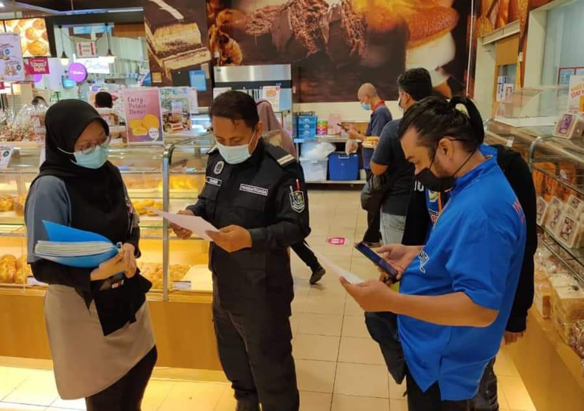 大霹雳时事焦点／成全马地方政府领头羊 曼绒市议会推电子执照