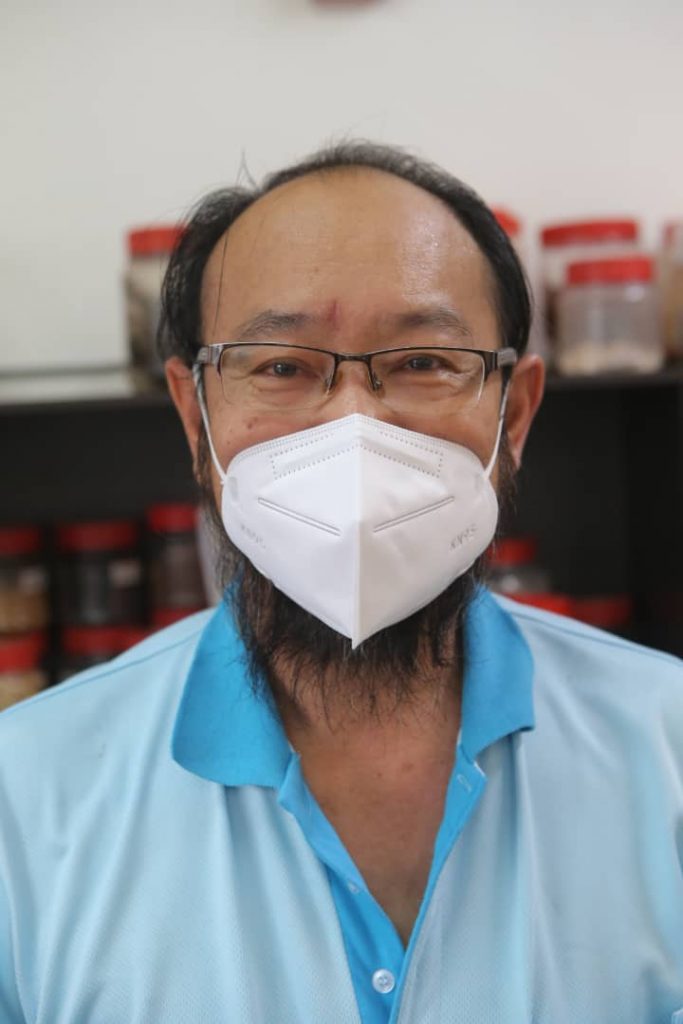 大霹雳时事焦点/船运费增产量减需求量 中药材涨价