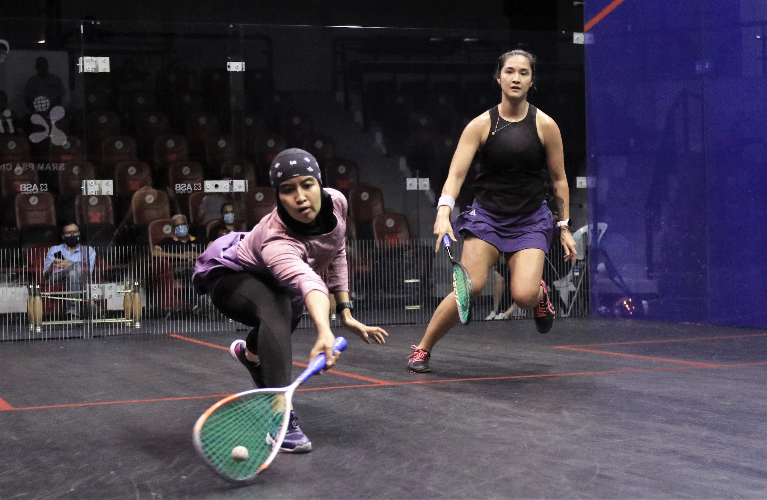 大马壁球公开赛 志文(蕾切尔)艾法晋次圈