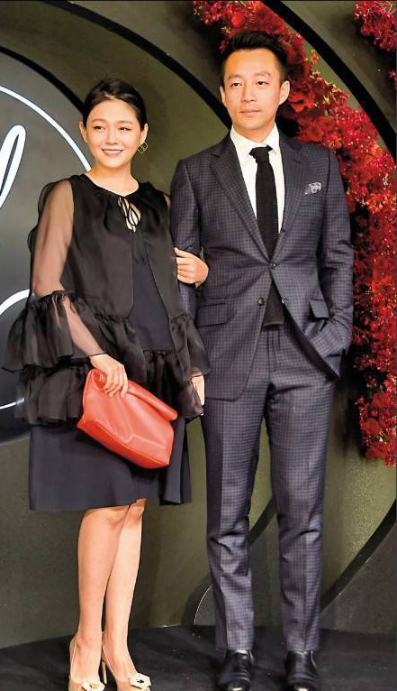 大S霸气休汪小菲 “肩膀刺青”泄端倪