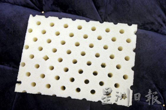 天然乳胶床垫，服贴透气一夜好眠