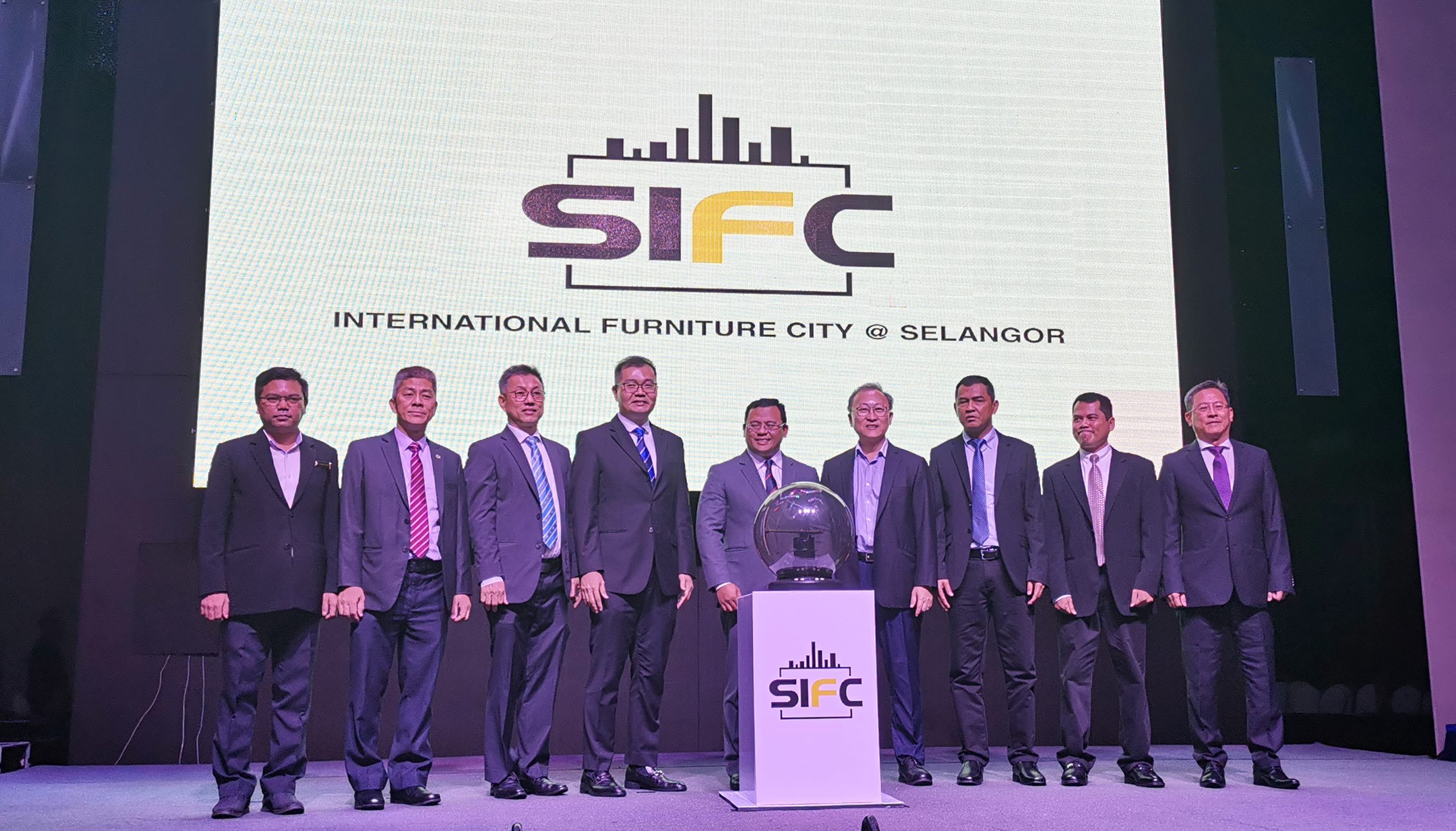 奇门罕馆--隆雪家具公会(18/11见报)