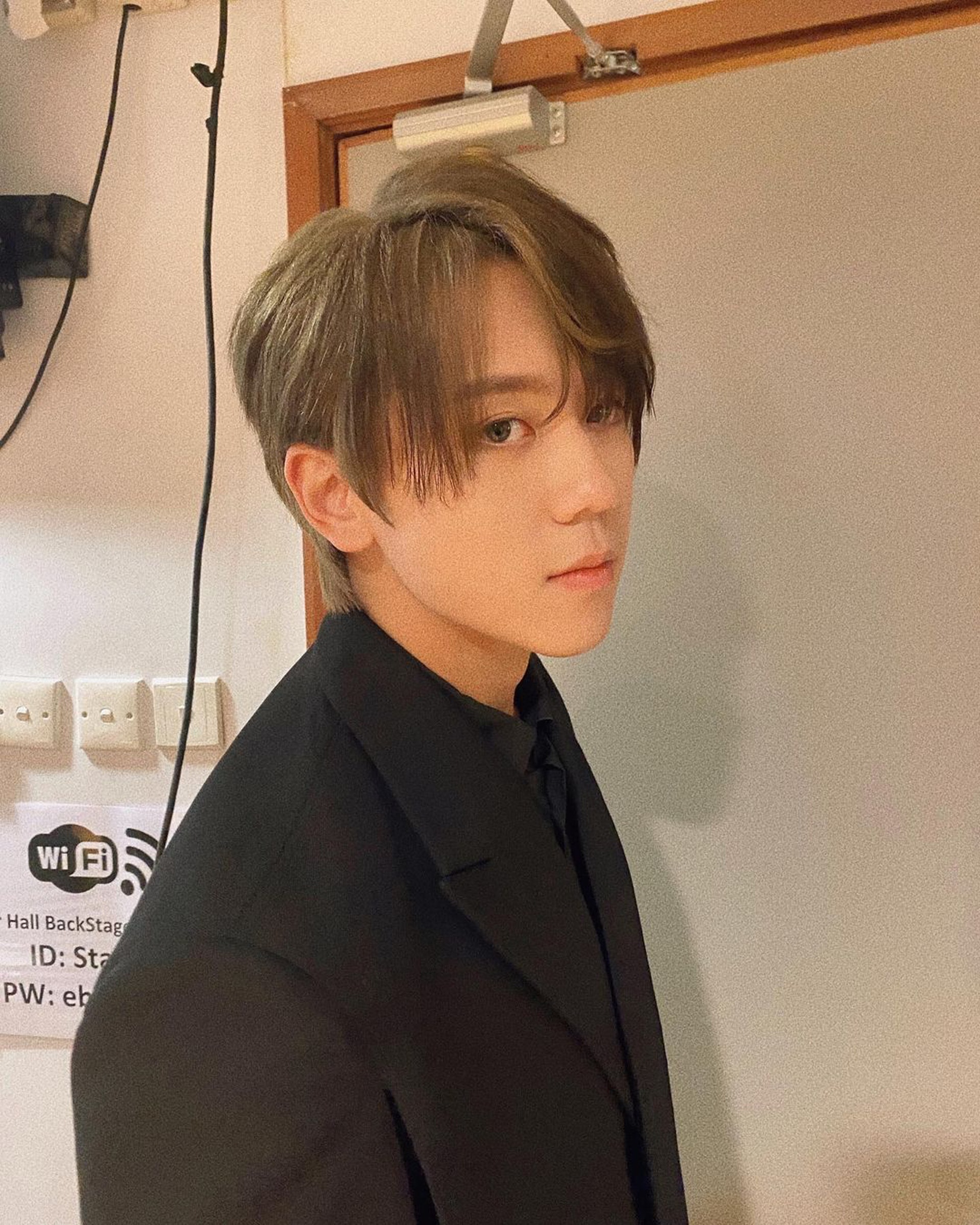 姜涛MV再破千万点击 姜糖赠同名星星