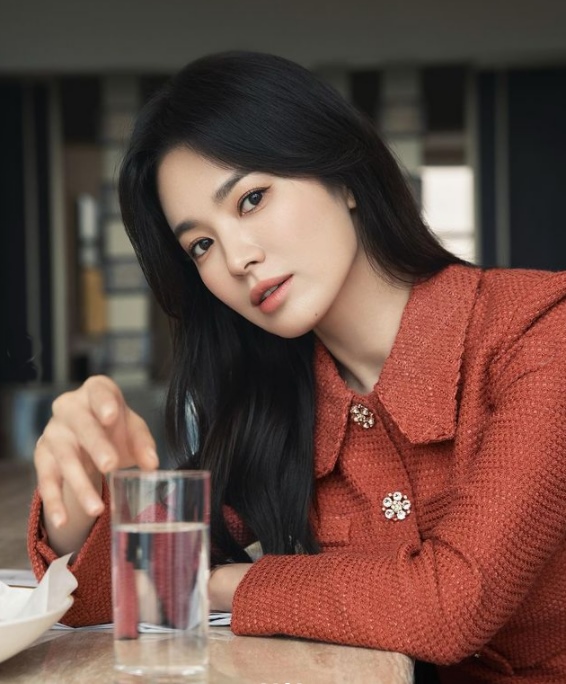 宋慧乔拍戏累到打瞌睡 网惊叹“美得令人窒息”