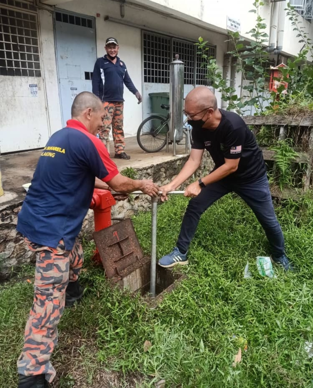 封面副文-大都会/神建华-两工业区20%消防栓无法操作/4图