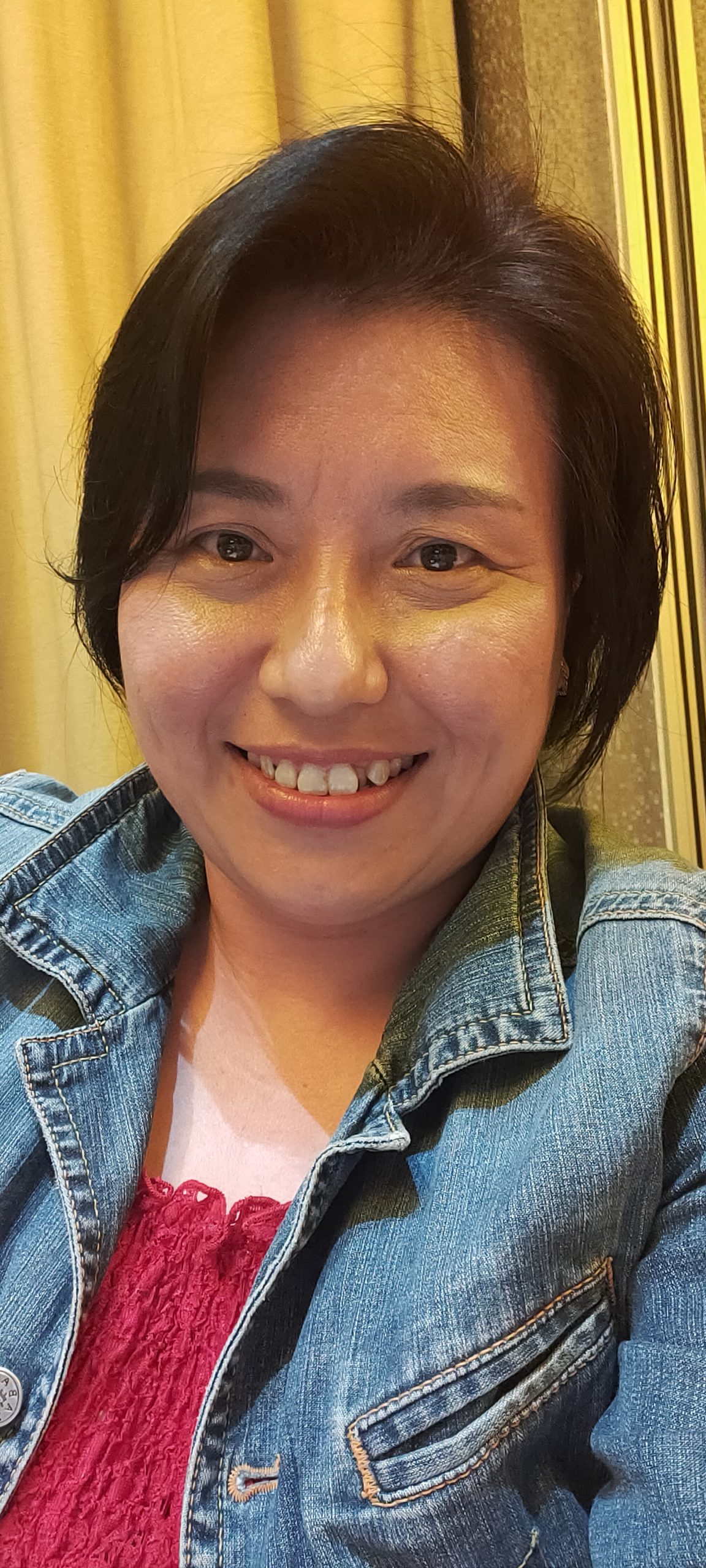 封面(大都会)华小低年级学生返校/多图