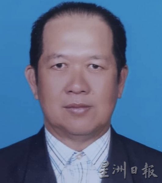 **已签发**柔:第二版头条:【特稿】:木薯身价百倍,新邦令金农民转开垦木薯园