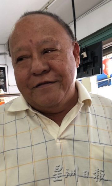 **已签发**柔:第二版头条:【特稿】:木薯身价百倍,新邦令金农民转开垦木薯园
