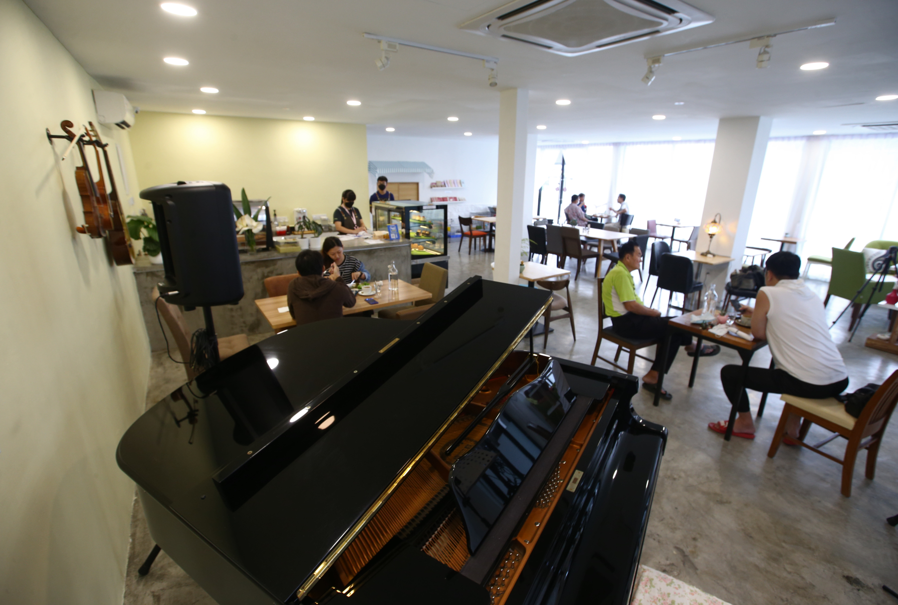 **已签发（请置头条）**柔：封面：【特稿】：疫情重创下转型新业态 音乐艺术工作者再出发