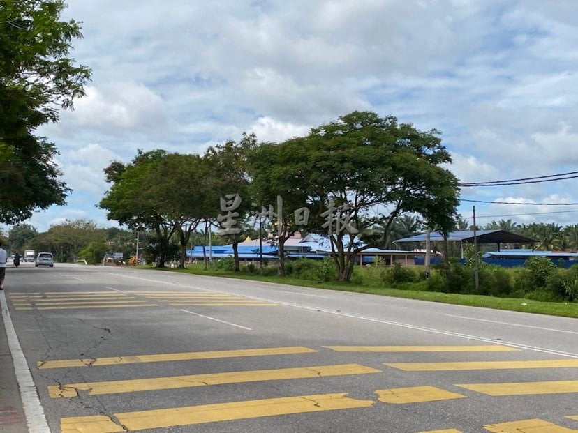 **已签发(请置头条)**柔:封面:全国死亡车祸黑区之一联邦50号公路,道路提升与新增措施工程今动土