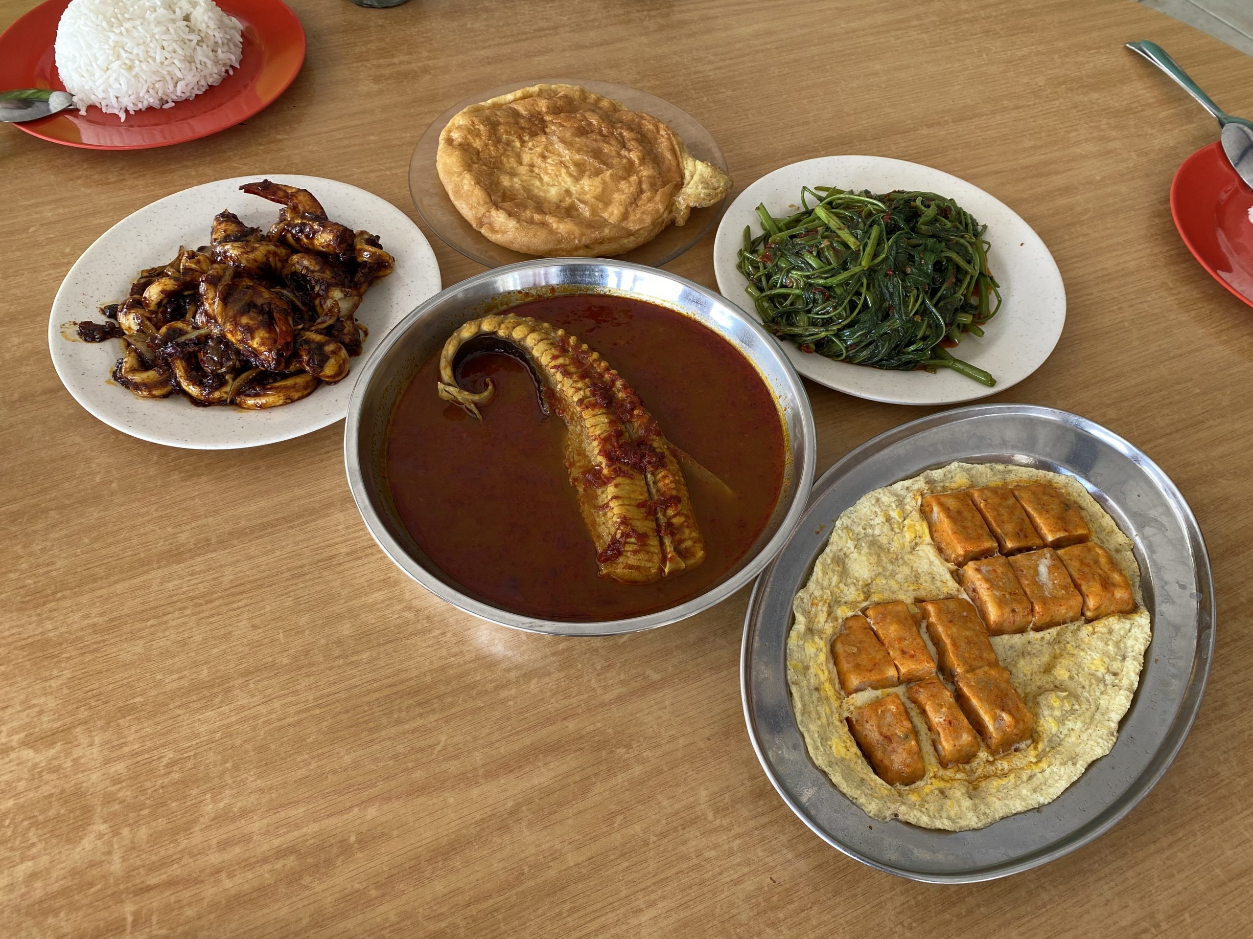 **已签发(请置头条)**柔:封面:特稿:【复苏期中乡镇游】之麻坡篇:走进渔村体验悠闲,到巴冬走一趟人文生态之旅