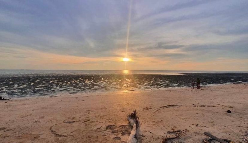 **已签发(请置头条)**柔:封面:特稿:【复苏期中乡镇游】之麻坡篇:走进渔村体验悠闲,到巴冬走一趟人文生态之旅