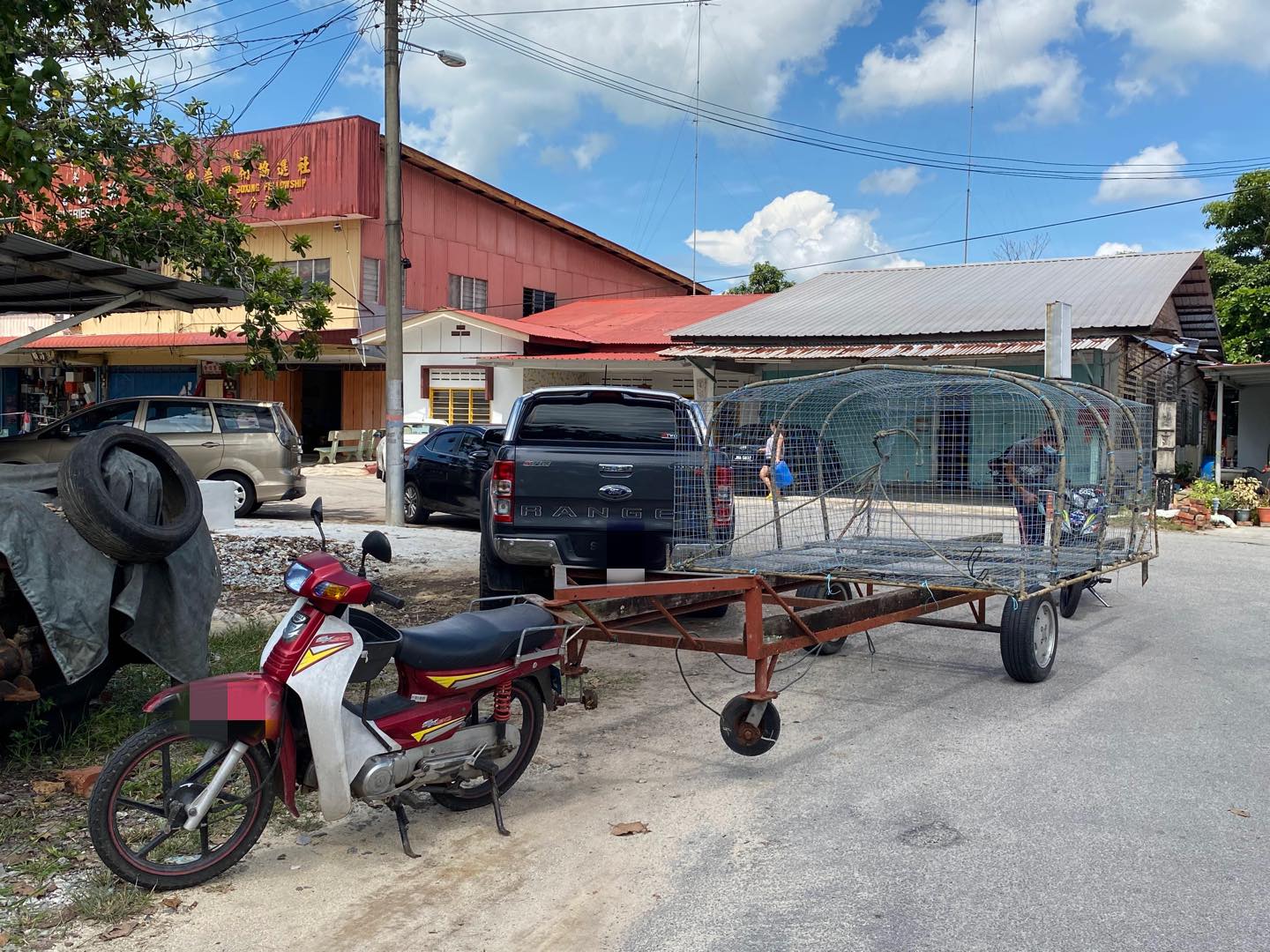 **已签发(请置头条)**柔:封面:特稿:【复苏期中乡镇游】之麻坡篇:走进渔村体验悠闲,到巴冬走一趟人文生态之旅