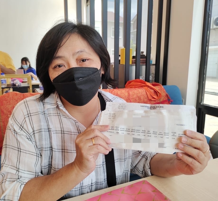 **已签发(请置头条)**柔:第二版头条:疫情期间助生产防疫用品,25车衣女工遭欠薪半年