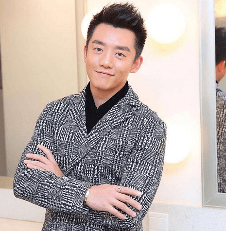 投资人拉布条指控诈骗  郑恺退股火锅店