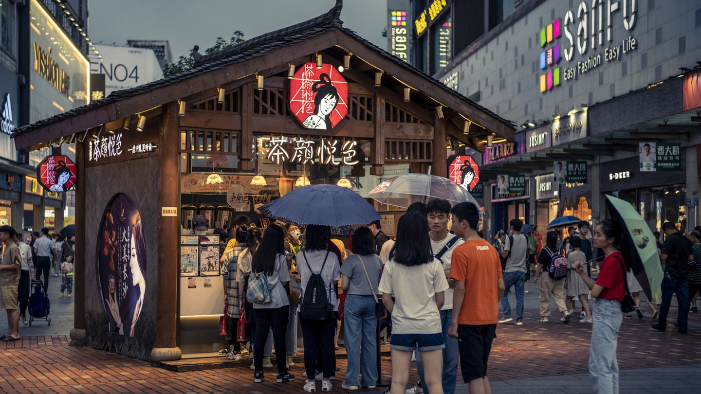 拚图／网红奶茶“茶颜悦色”关百间长沙门店　专家：消费者喜好转瞬即逝