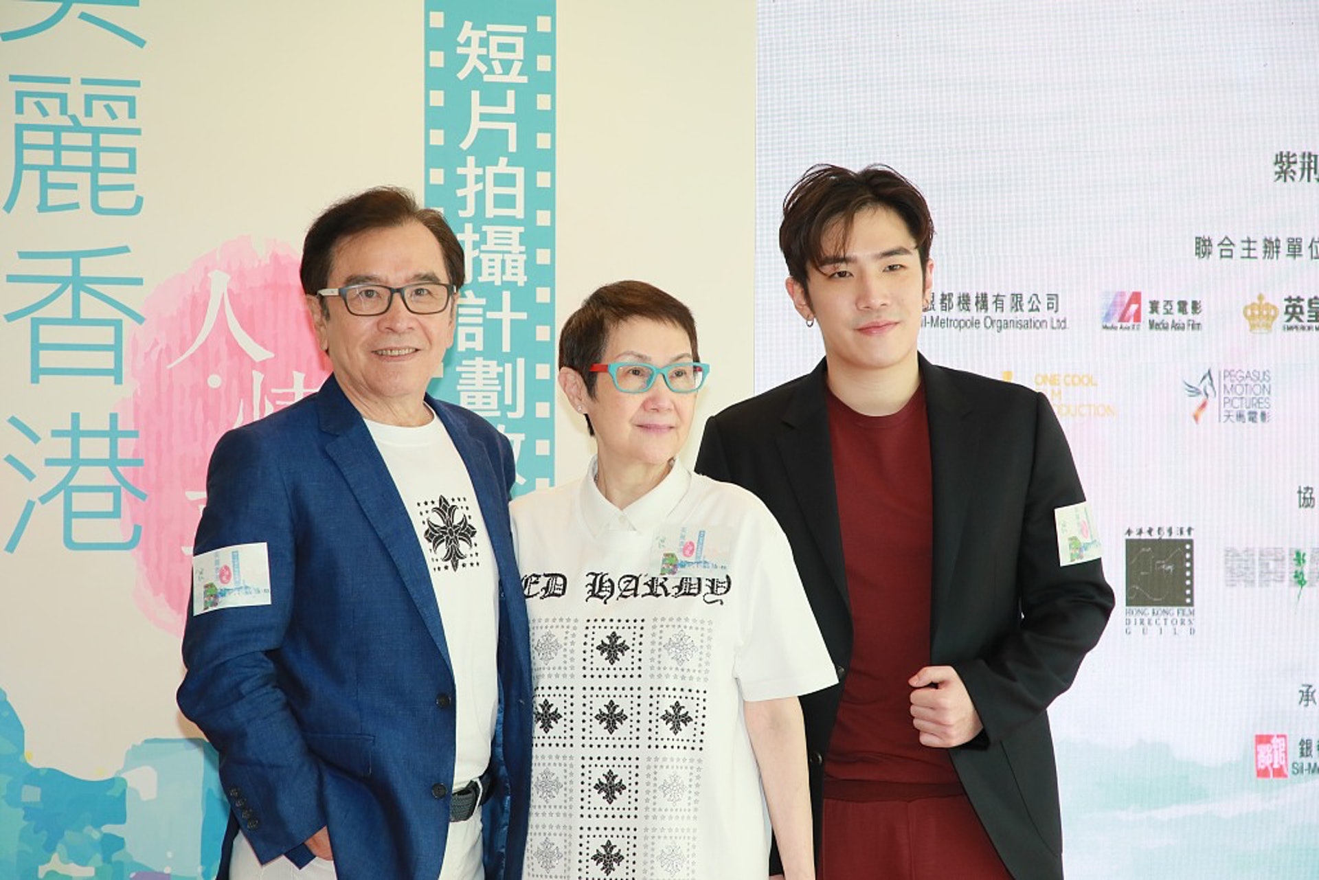 携手走过抗癌路|李琳琳73岁生日 姜大卫两度吻贺	