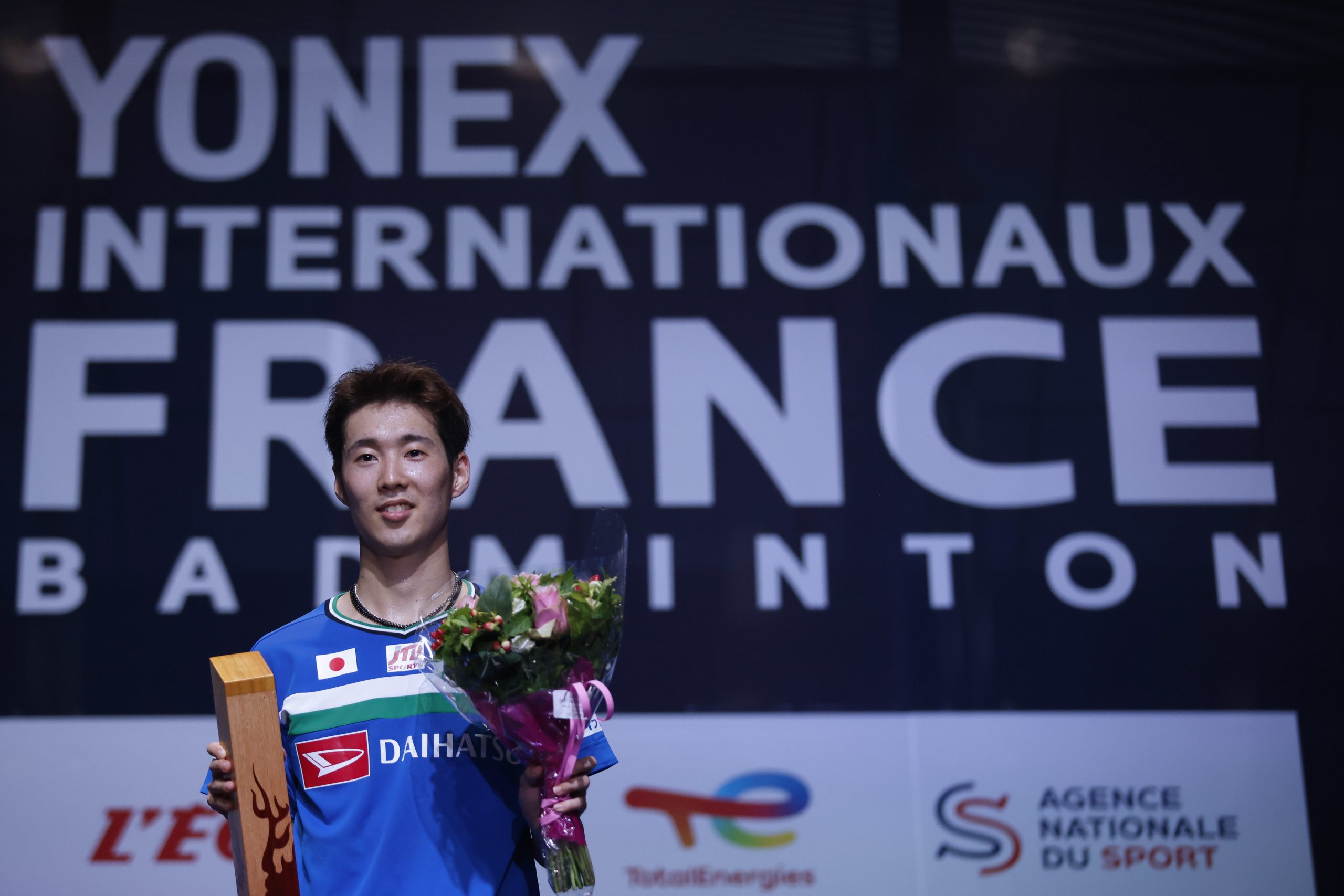 日韩包办冠军 (高申)宝刀未老