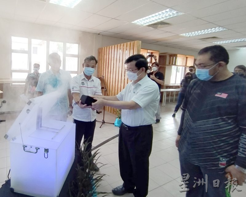 曹观友：未来50年工业化 须招揽各国科技人才