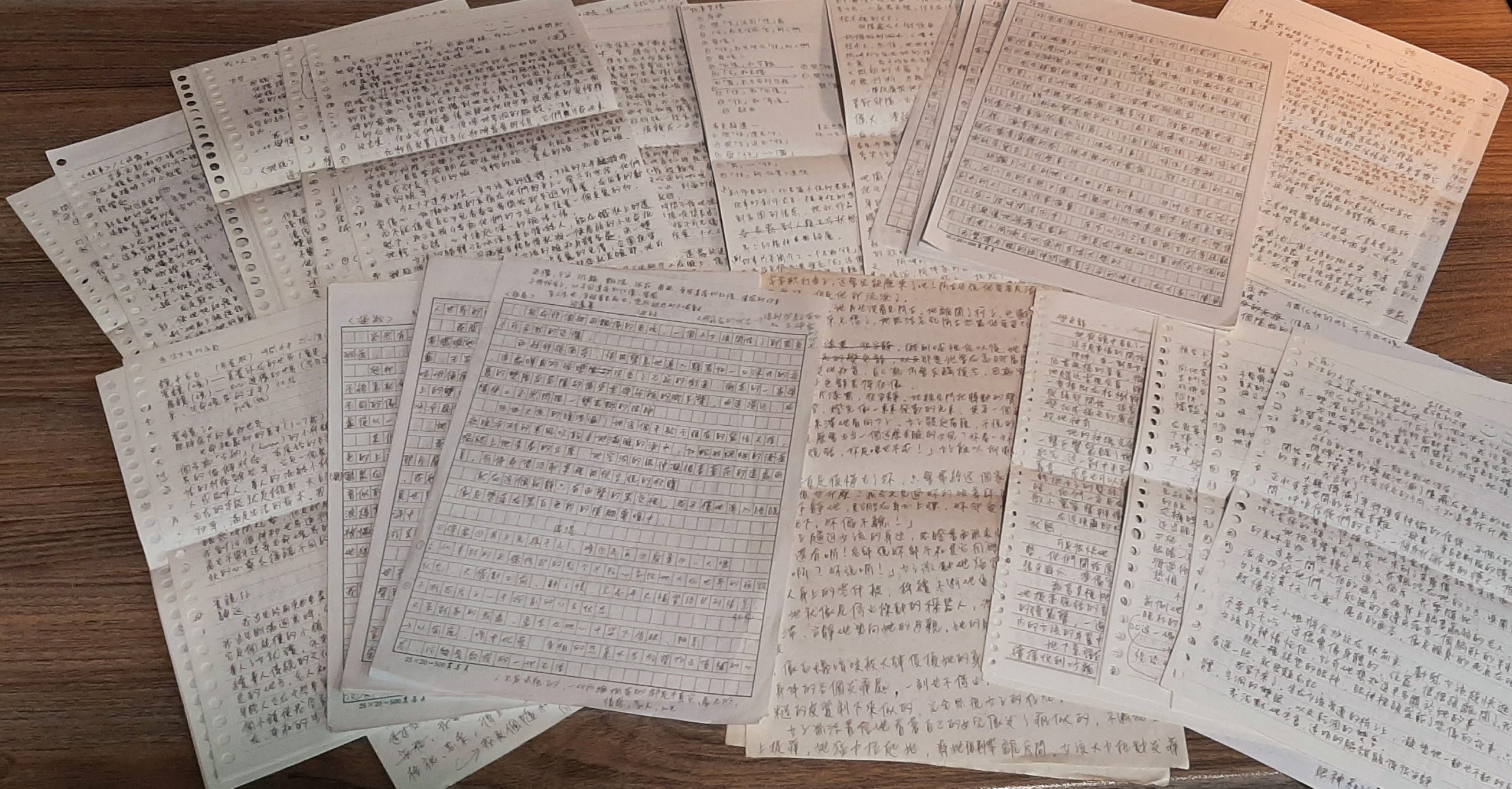 柔:【今日面谱】(11月11日刊):游走真实虚构之间自我疗愈,黄玮霜视写作为志业