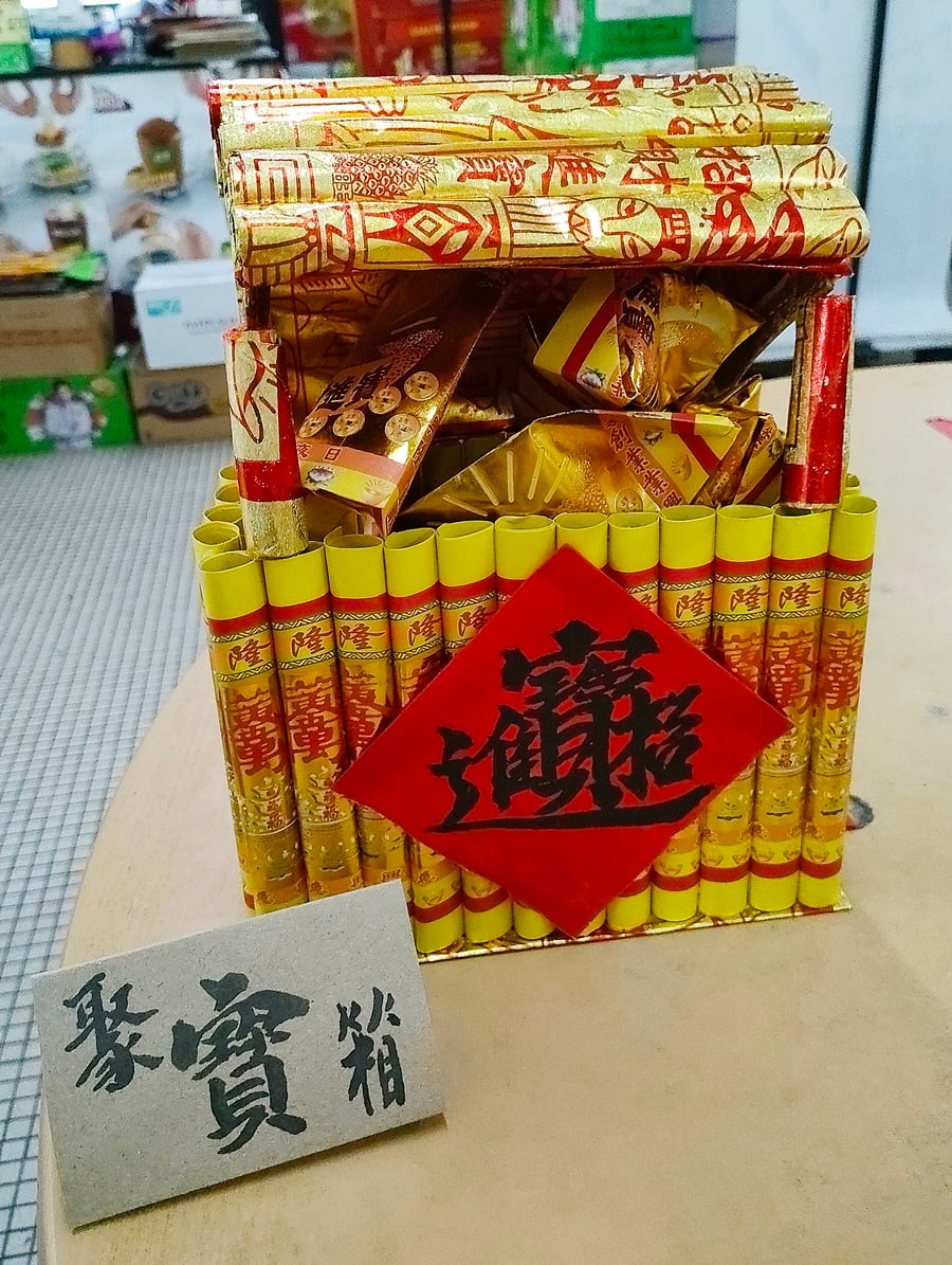 柔:【今日面谱】(本月18日刋):是限制也是机会,咖啡店老板娘疫情中成折莲花导师