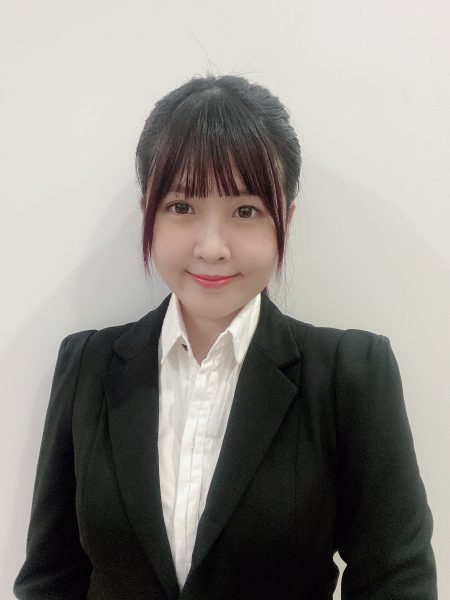 柔:封底:今日面谱(见报日:11月25日):拥法律学位暂不投入职场 潘雯倩把扯铃指导看为更重要的事