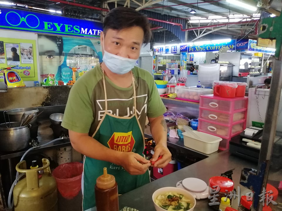 柔：封面【特稿】：暂不起价免失客源  业者:吸纳成本 苦撑      