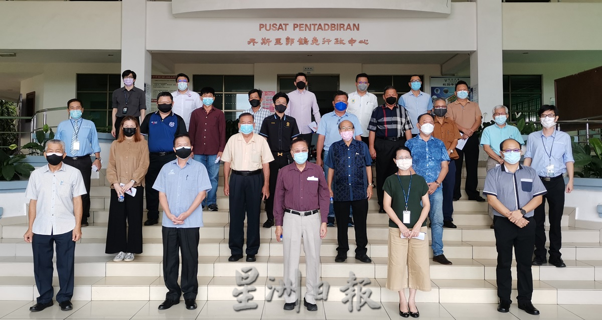 柔:新闻:古来宽中1381新生应考 录下考试过程方便回看追踪