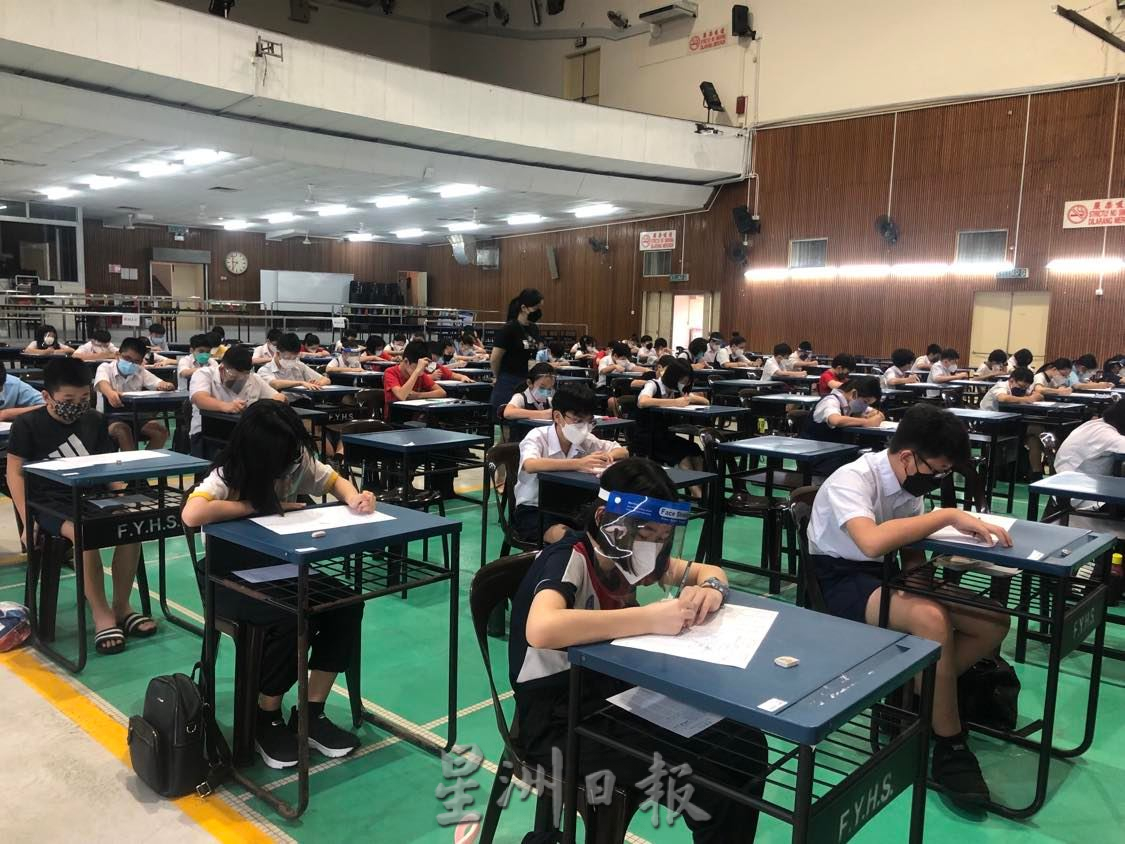 柔:新闻:宽中校本部首次线上新生入学试,1347学生应考