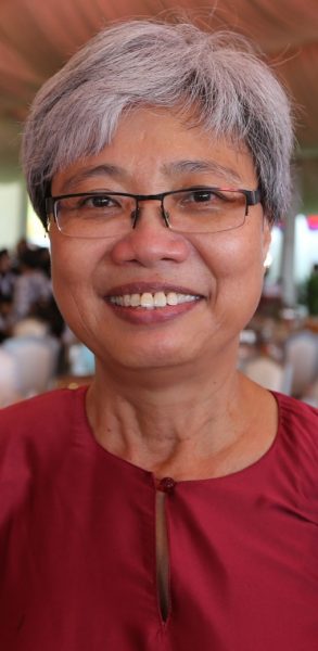 柔：版二或四：新闻：州议会下半场（7文之5）：颜碧贞：政府应重新检讨体育协会地税暴涨