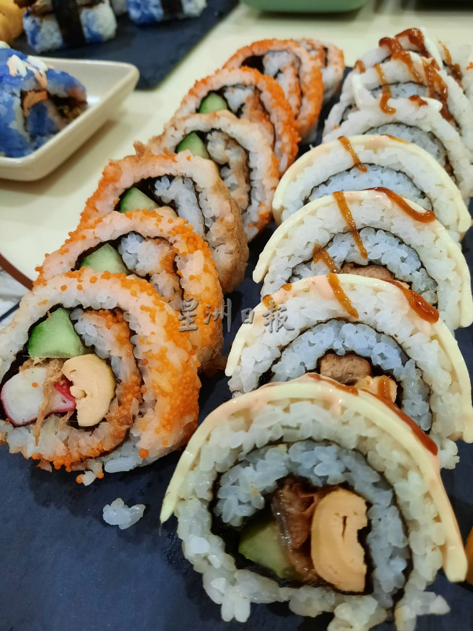 柔:食客指路之私房好菜:把餐厅搬到家中,李艳馨自制寿司