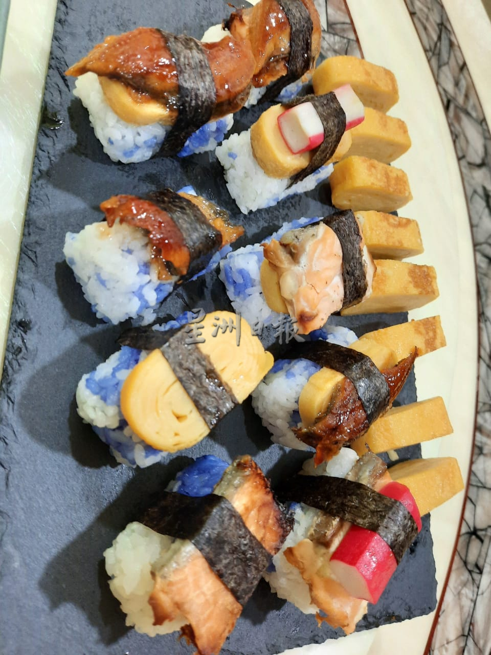柔:食客指路之私房好菜:把餐厅搬到家中,李艳馨自制寿司