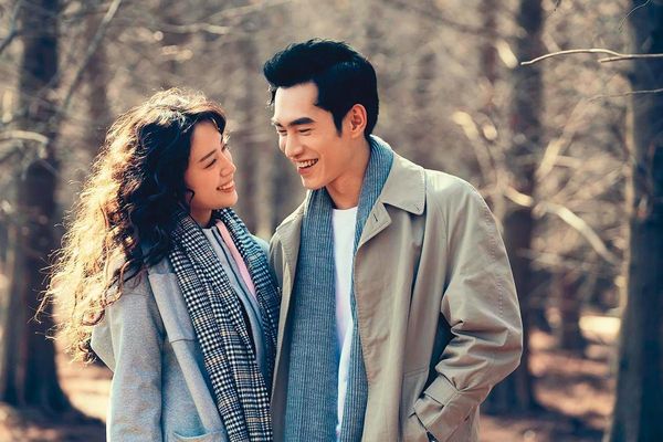 欧阳妮妮才手滑爆床照 张书豪被爆占用身障车位