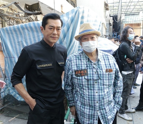 洪金宝自嘲没钱复出拍戏 不关心谭咏麟桃色风波