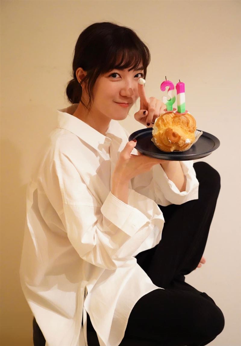 深夜亲密醉搂郭雪芙 陈柏霖避谈9年女友