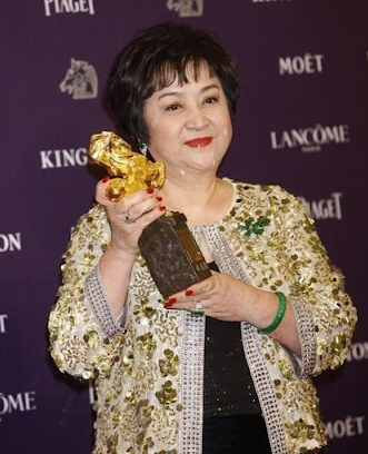 爆闺蜜私下另一面 林青霞心疼甄珍剥虾给刘家昌吃