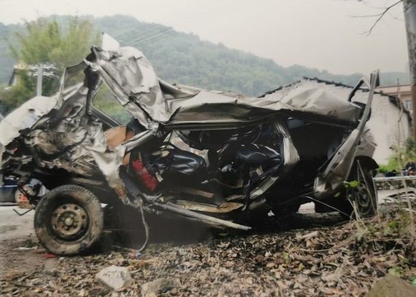 疲劳驾驶酿6死3伤　货车司机判囚5年半