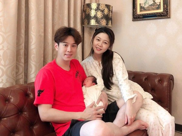 白家绮惊传住院动手术 PO胆结石报平安	